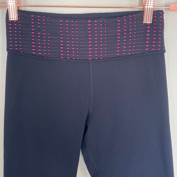 Express EXP Core Performance Crop Leggings - Black & Hot Pink - XS - Picture 1 of 9